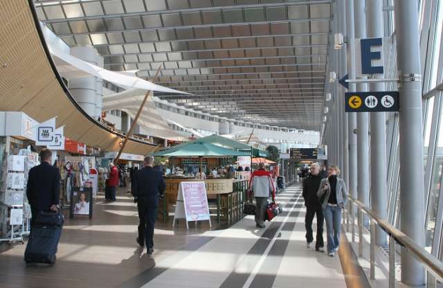Swedish domestic airport terminal closed off after suspicious package